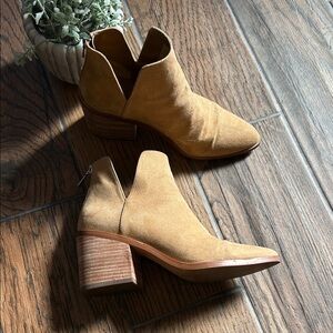 BP. / Tan Suede Ankle Boots